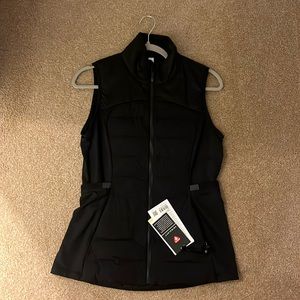 Lululemon Down for it all vest NWT